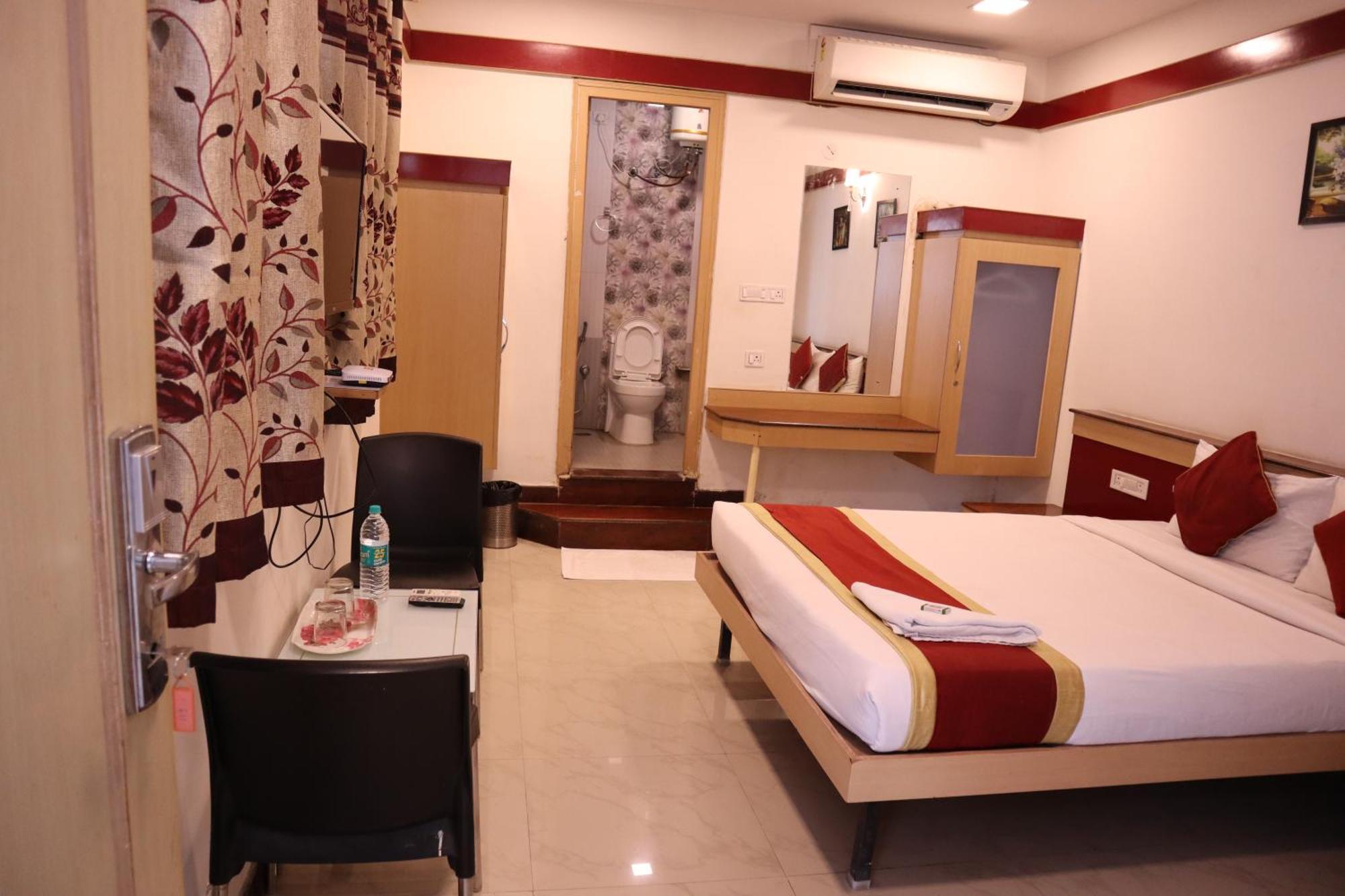 Sri Sai Ram Suites بنغالور المظهر الخارجي الصورة