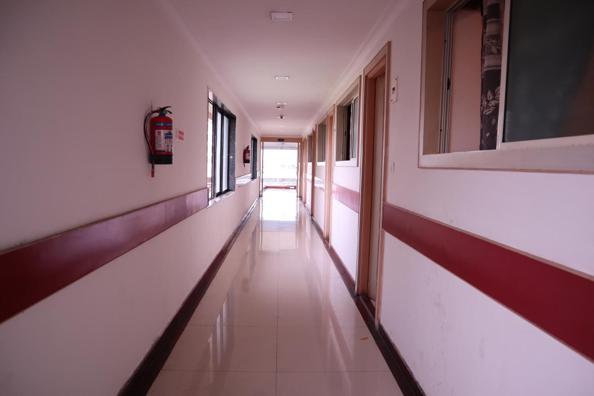 Sri Sai Ram Suites بنغالور المظهر الخارجي الصورة