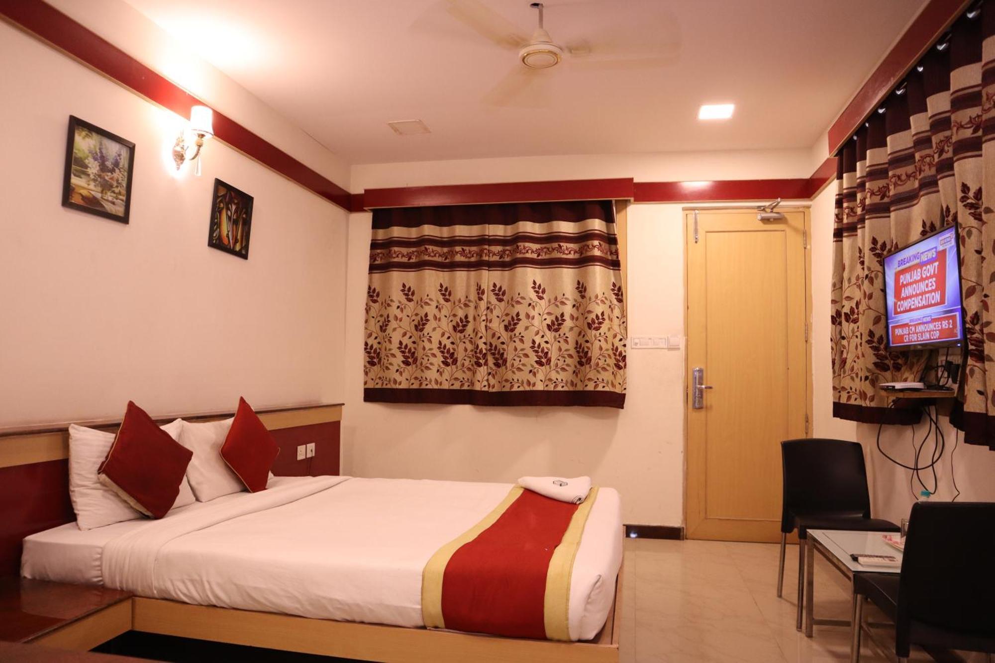 Sri Sai Ram Suites بنغالور المظهر الخارجي الصورة