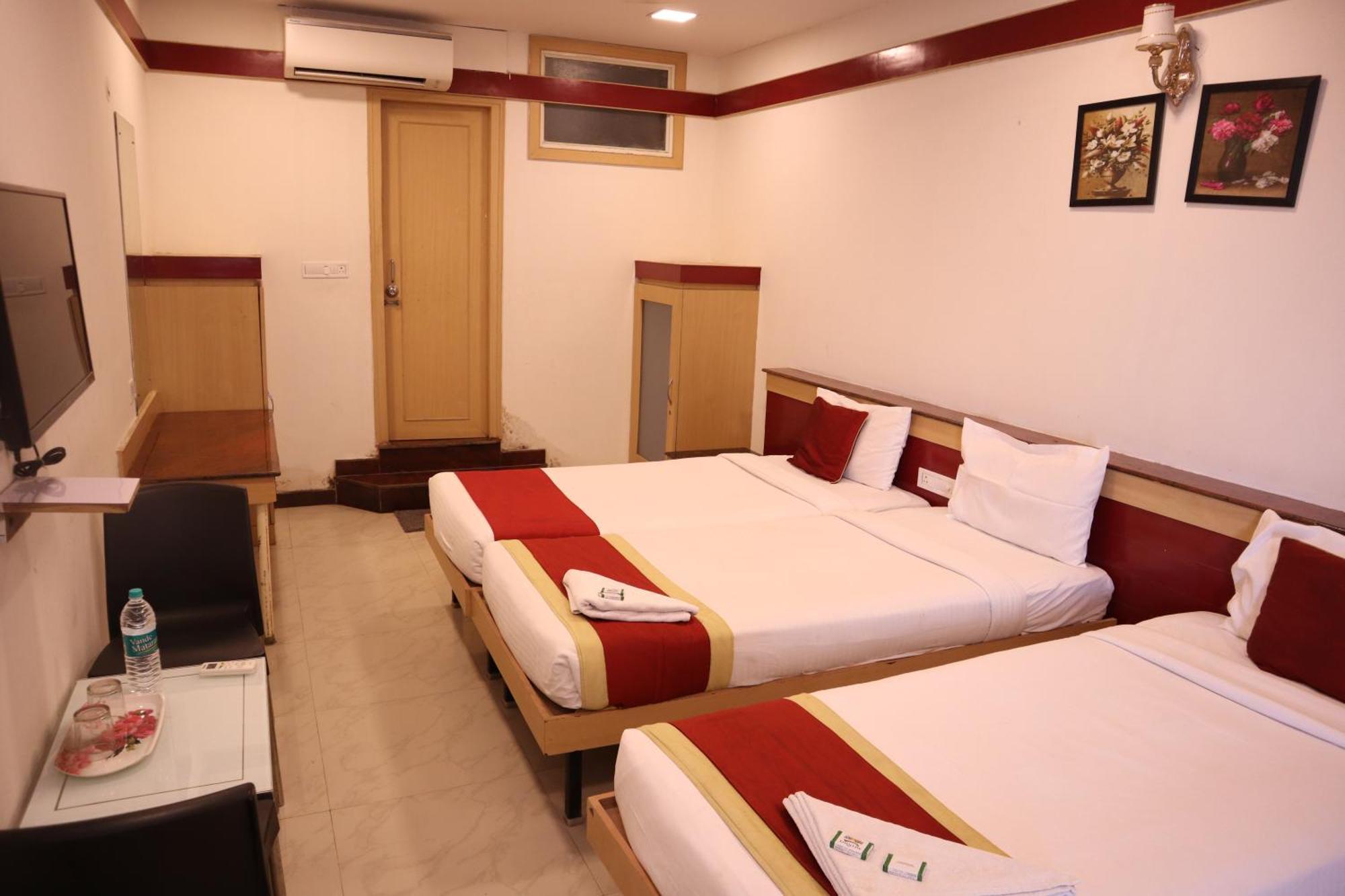 Sri Sai Ram Suites بنغالور المظهر الخارجي الصورة