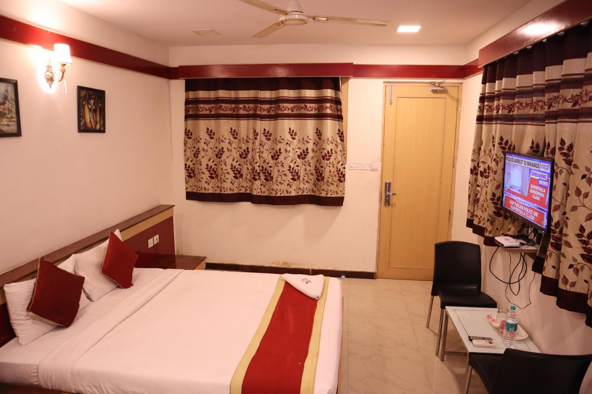 Sri Sai Ram Suites بنغالور المظهر الخارجي الصورة